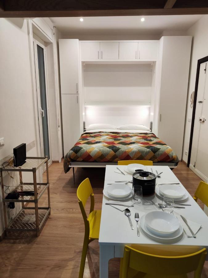 La Casa Di Bibi Lägenhet Genua Exteriör bild